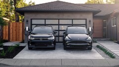 Les garagistes pourront à l&#039;avenir équiper leur maison de bornes de recharge sans fil. (source de l&#039;image : Tesla)