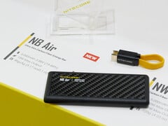 La banque d&#039;alimentation NB Air de Nitecore (Source : Andreas Sebayang/Notebookcheck.com)