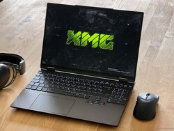 Le XMG Evo 15 est un très bon ordinateur portable polyvalent