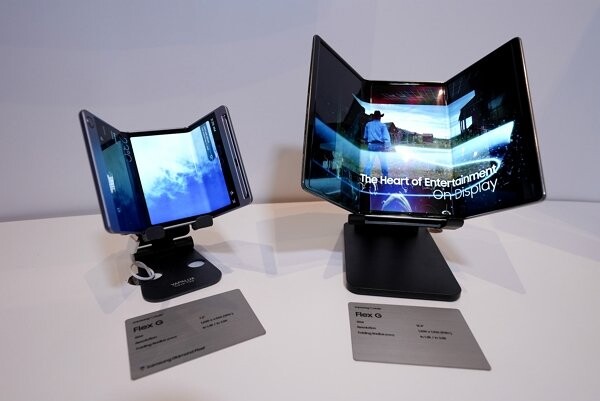 Samsung Display a présenté le Flex G en deux tailles lors du CES 2022. (Source de l'image : The Korea Herald)