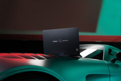 L&#039;ordinateur portable MSI Stealth 16 Mercedes-AMG Motorsport a été annoncé (image via MSI)