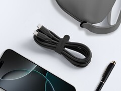 Le câble USB-C vers USB-C d&#039;Anker (240 W, silicone) est désormais disponible. (Source de l&#039;image : Anker via Amazon)