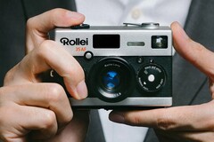 Le Rollei 35AF est un appareil photo compact 35 mm à objectif fixe. (Image : MiNT)
