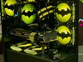 La chauve-souris en jaune (Source d'image : int3rt3ch sur eBay)