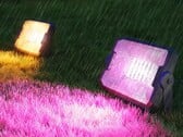 Govee a lancé le modèle Outdoor Flood Lights 2 aux États-Unis. (Source de l'image : Govee)