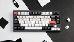 Le Keychron Q1 HE noir et blanc est désormais disponible chez Best Buy. (Source de l&#039;image : Keychron)