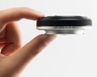 Viltrox propose désormais un minuscule objectif 28 mm f/4,5 pour les appareils photo Fujifilm X (Image source : Viltrox)