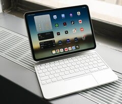 Applela tablette pliable de l&#039;entreprise pourrait être presque aussi grande que deux iPad Pro côte à côte. Photo - iPad Pro M4 (Image Source : ZDNet)