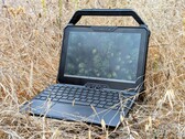 Test du Dell Latitude 7030 Rugged Extreme : tablette robuste avec toutes les couleurs sRVB