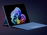 La Surface Pro, basée sur l'architecture ARM, est équipée d'une puce Snapdragon Elite X à 12 cœurs et rivalise avec les MacBooks de la série M de Apple. (Source : Microsoft)
