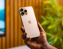 Apple l&#039;iPhone 18 Pro et l&#039;iPhone 18 Pro Max pourraient bénéficier d&#039;une mise à jour majeure de l&#039;appareil photo. (Source de l&#039;image : Sayan Majhi - Unsplash)