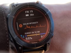 L&#039;éligibilité à l&#039;ECG n&#039;est toujours pas disponible au niveau mondial sur les smartwatches compatibles. (Source de l&#039;image : Garmin)