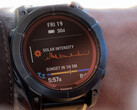 L'éligibilité à l'ECG n'est toujours pas disponible au niveau mondial sur les smartwatches compatibles. (Source de l'image : Garmin)