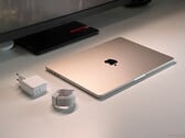 Le MacBook Air est désormais doté d'au moins 16 Go de mémoire (source de l'image : Notebookcheck)