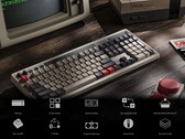 Le nouveau clavier mécanique 8BitDo Retro 108 est une version sans compromis du clavier mécanique existant de 8BitDo. (Source de l'image : 8BitDo - édité)