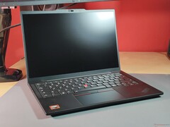 Le Ryzen AI 7 Pro 360 fait ses débuts dans le Lenovo ThinkPad T14s Gen 6 AMD (image source : Benjamin Herzig)