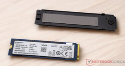 1 TB SSD - Kingston