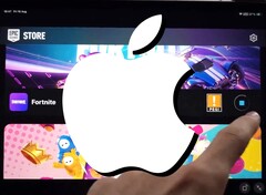 Un YouTuber a installé Fortnite sur un iPad en dehors de l&#039;UE, malgré les efforts de Apple. (Source de l&#039;image : Saunders Tech on X / Apple - édité)