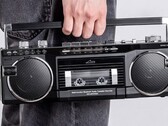 Sanwa Supply lance un boombox multifonction Bluetooth capable de convertir des cassettes en fichiers MP3. (Source de l'image : Sanwa Supply)