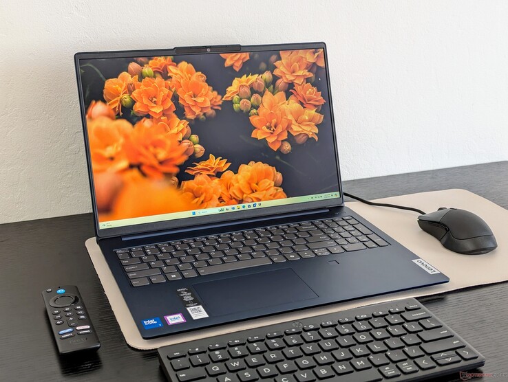 Lenovo IdeaPad Slim 7 16IRU9 (également connu sous le nom d'IdeaPad Slim 7 16 G9)