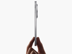 Oppo confirme que le Find N5 mesure 8,93 mm d&#039;épaisseur lorsqu&#039;il est plié (Image source : Oppo)