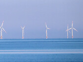 L'électricité est bon marché, le fonctionnement est fiable et la construction est simple : Les parcs éoliens en mer présentent plusieurs avantages. (Image : pixabay/Tho-Ge)