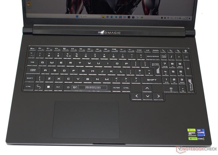 Clavier Nubia RedMagic Titan 16 Pro