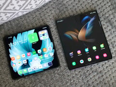 Applela décision présumée du fabricant de donner à l&#039;&quot;iPhone Fold&quot; une forme compacte pourrait aider à séparer l&#039;appareil de la foule, un peu comme l&#039;iPhone 12 mini et l&#039;iPhone 13 mini. (Source de l&#039;image : Digital Trends)