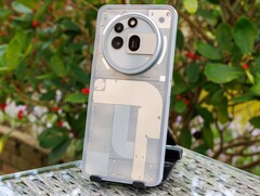 Le Nothing Phone (3a) Pro a finalement été annoncé après des mois de fuites et de teasers (image source : Notebookcheck)