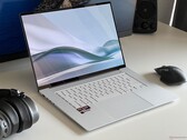 Test de l'Asus ZenBook S 16 OLED : une première pour Ryzen AI 9 365 et Radeon 880M