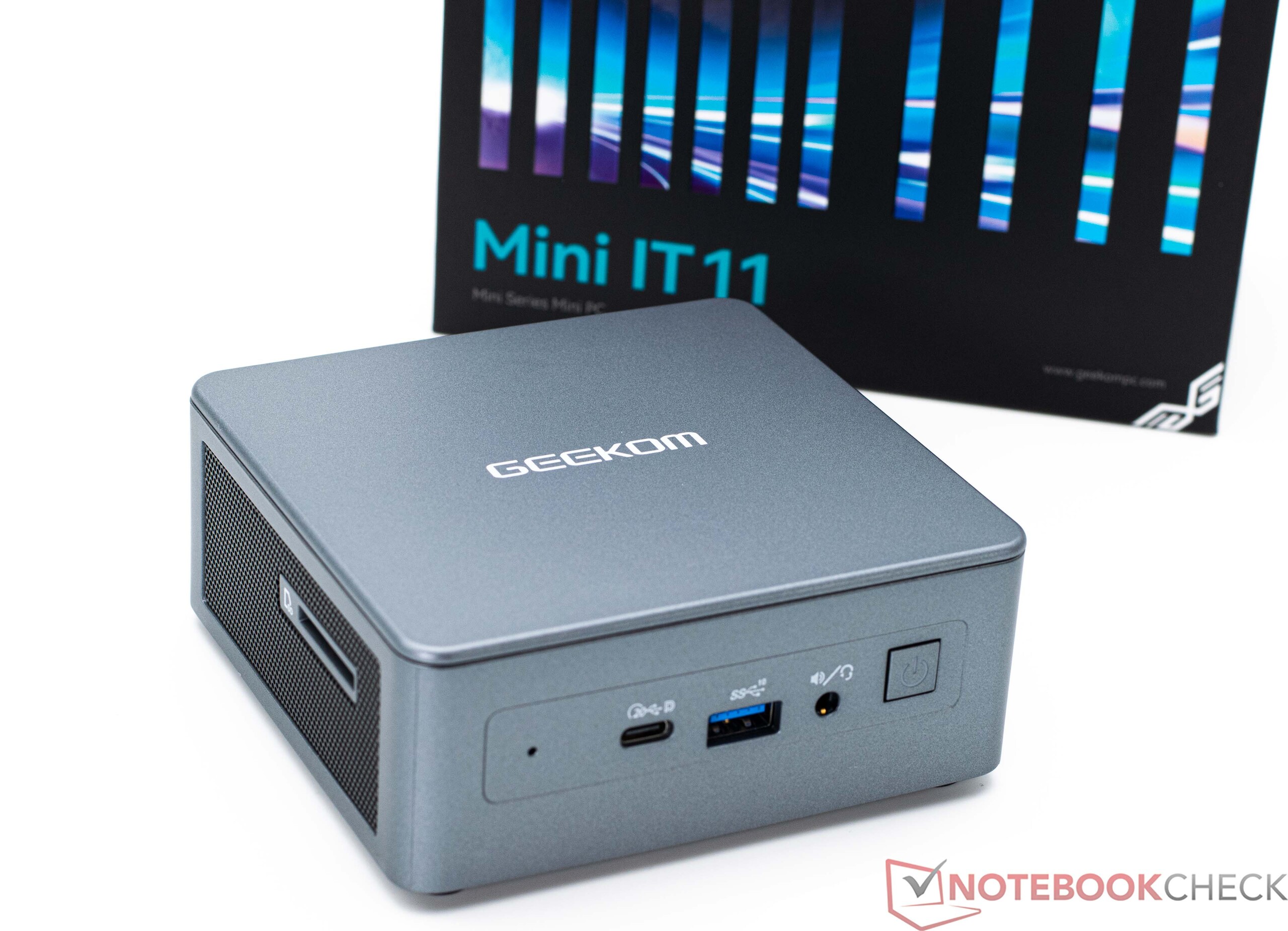 Test Geekom Mini IT11 : un mini PC polyvalent au goût du jour