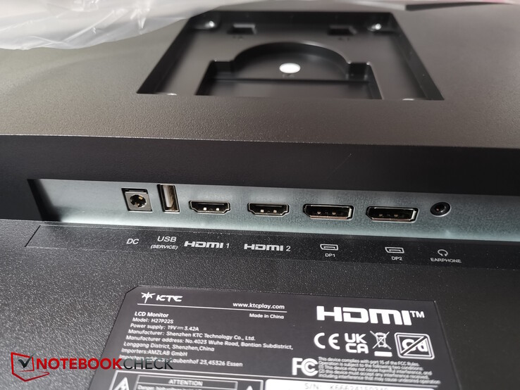 Ports arrière : alimentation, USB-A 2.0, 2x HDMI 2.1 (4K@160 Hz), 2x DP 1.4 (4K@160 Hz), sortie casque 3,5 mm