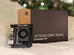 La Jetson Orin Nano Super ne mesure que 100 x 79 x 21 mm. (Source de l&#039;image : Nvidia)