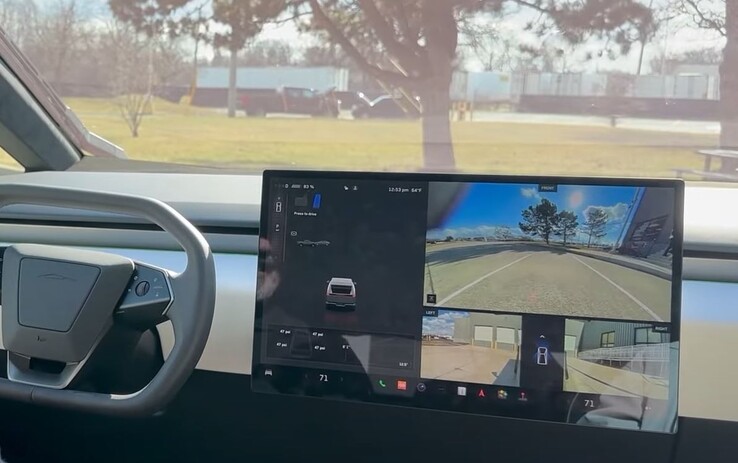 Le cinquième rappel du Tesla Cybertruck porte sur des problèmes de caméra de recul. (Source de l'image : Autoline Networks)