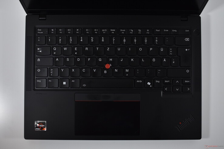 Lenovo ThinkPad T14 Gen 5 AMD : zone du clavier