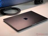 Le design actuel du MacBook Pro pourrait encore durer deux ans. (Source de l'image : Notebookcheck)