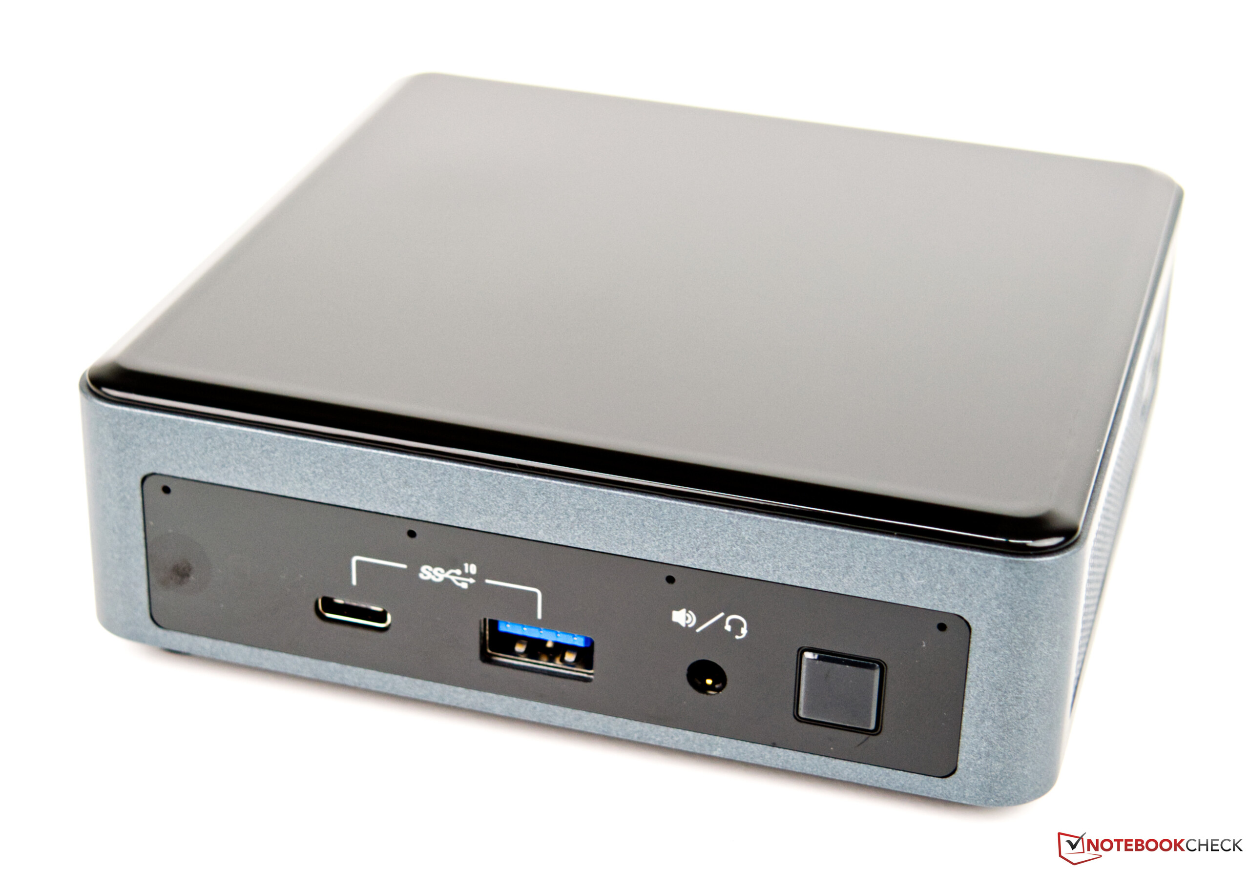 Test de l'Intel NUC10i5FNK : un mini PC redoutablement efficace pour  travailler à la maison