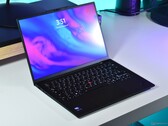Test du Lenovo ThinkPad X1 Carbon Gen 13 : 5G en option plutôt qu'efficacité, Arrow Lake plutôt que Lunar