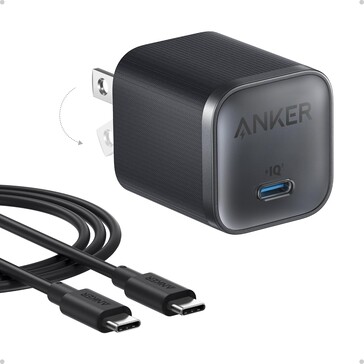 Le chargeur Anker Nano (45W) est livré avec un câble USB-C. (Source de l'image : Anker)