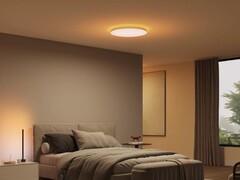 Le plafonnier intelligent Philips Hue Datura est disponible dans plusieurs pays européens. (Source de l&#039;image : Philips Hue)