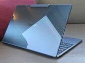 Test du Lenovo Yoga Slim 9 14 Gen 10 : 1er PC portable avec webcam 32 mégapixels sous l'écran