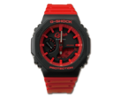 Le logo Carp de la montre Casio G-Shock x Hiroshima Toyo Carp collab est accompagné d'index et d'accents rouges sur un fond noir. (source de l'image : Great G-Shock World)