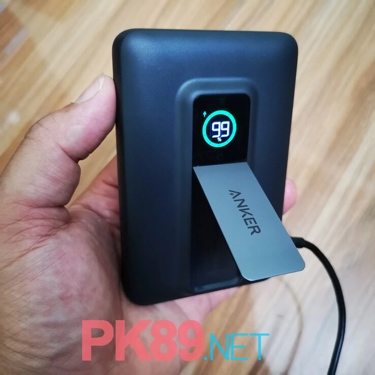 Une image montrant le supposé nouveau power bank Anker MagGo. (Source de l'image : PK89.net)