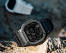 La Casio G-Shock GW-5000HS-1ER noire (avant) et la GW-5000HS-7ER blanche. (Source de l'image : Casio)