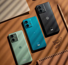 Motorola propose l'Ege 40 Neo en trois couleurs Pantone. (Source de l'image : Motorola)